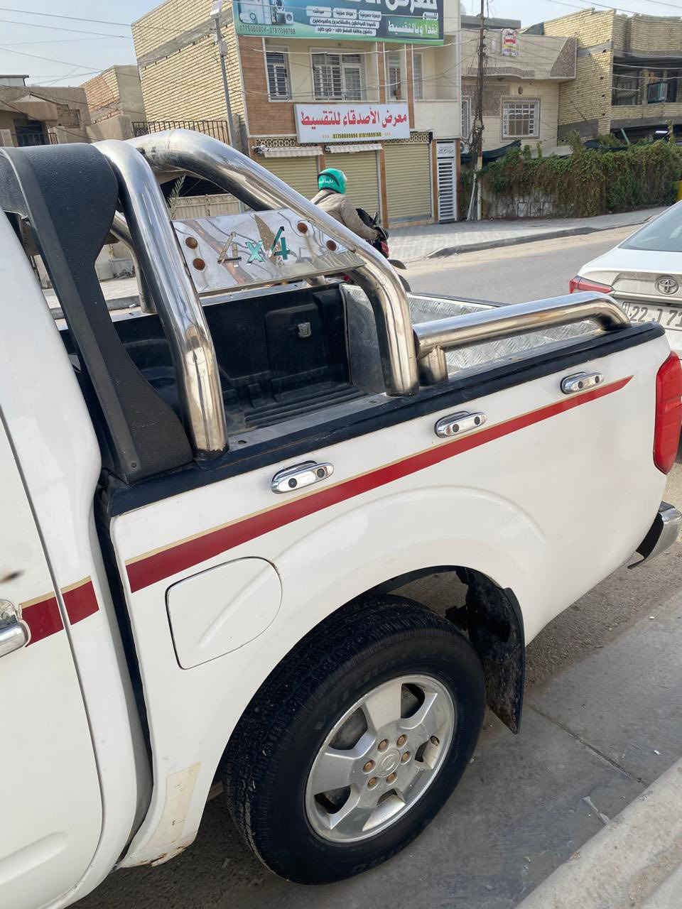 سلام عليكم .. بيكب نيڤارا للبيع موديل 2009 گير عادي المحرك بلادي بي صرف بيه مكانات صبغ بس ابيع صبغ عام كهربائيات شغالة تبريد ثلج الشواصي اللغود مكفولة رقم سليمانية بأسمي تحويل مباشر من عندي مكاني بغداد ابو غريب خرنابات الجديدة للتواصل / ***********
