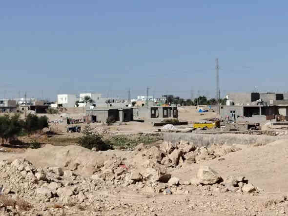 السلام عليكم
قطعه أرض للبيع
قرب مركز اسنان الجديد
قرب بيت استاذ فلاح
رقم القطعه 9614
مساحه 250متر
لسعر 7مليون قابل للتفاوض
للاستفسار على رقم ***********
