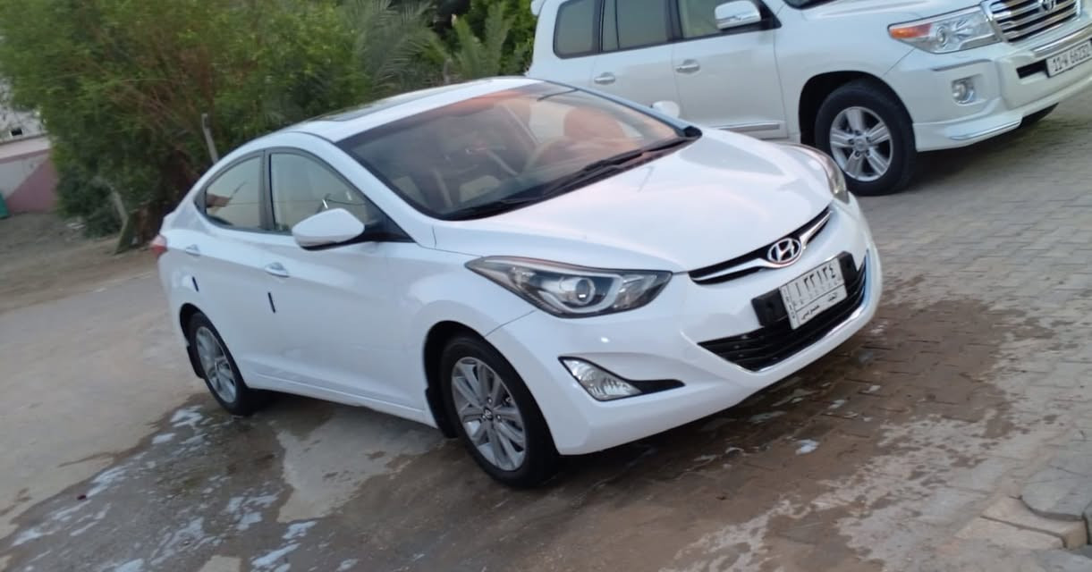 السلام عليكم
النترا خليجي موديل 2014 شكل 15 محرك ١٨٠٠ دوش فول مواصفات اشاير بالمي فتحة سقف شاشة كبيره كامره و باقي المواصفات رقم نجف  بيها بارد حتفت البنيد  بسيط كلش ها ب 130 و بيها مجال للشراي 
مكان السياره النجف ‭٠٧٨٠ ٠٩٢ ٣١١٩‬
