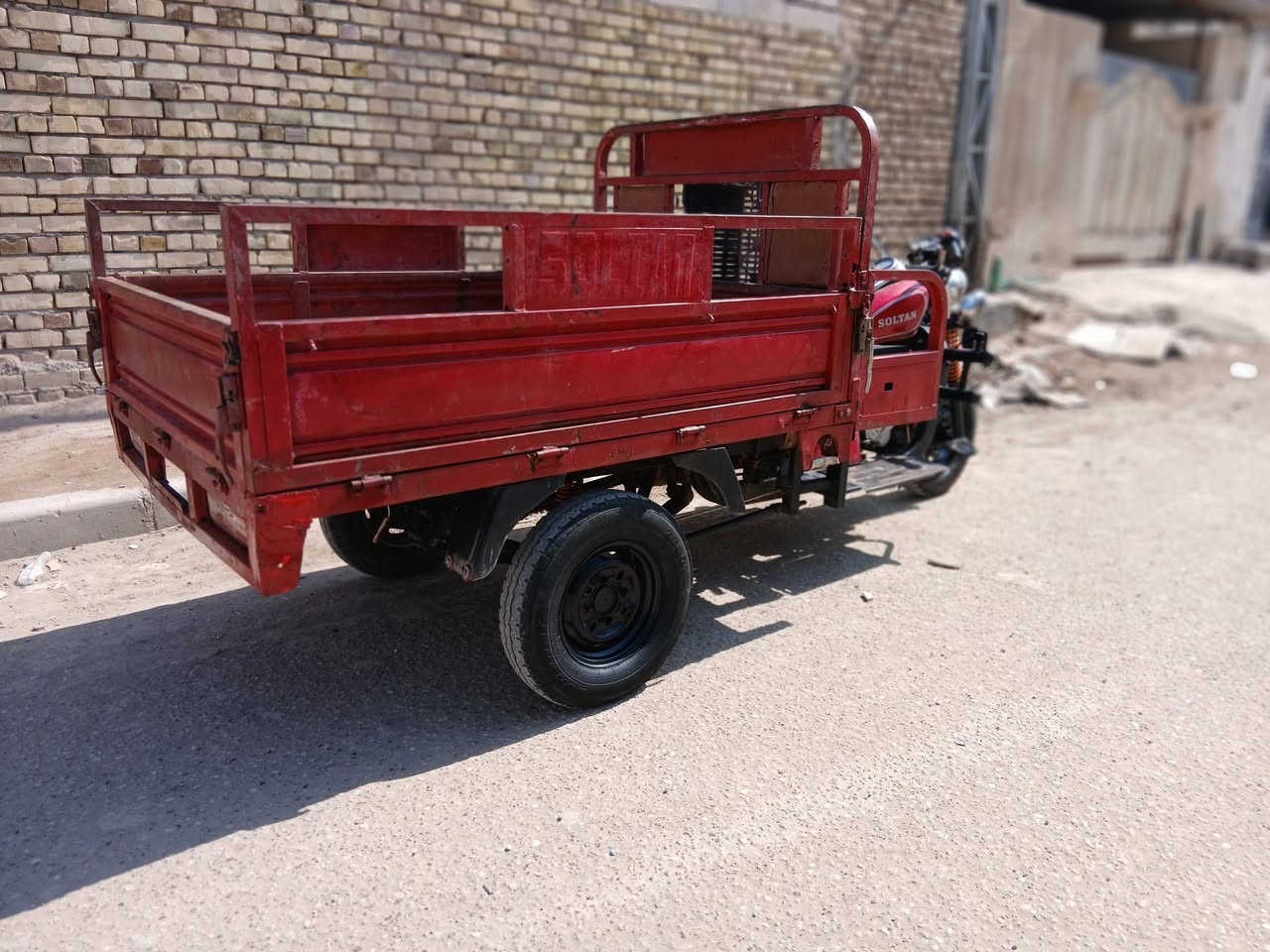 سلام عليكم ستوته سلطان مديل 16شاصي مكفول كهربايات كله شغاله حلوه ونضيفه خير من لله وراق صولي وكيل لحيدري سعر 1400بيه مجال ***********
