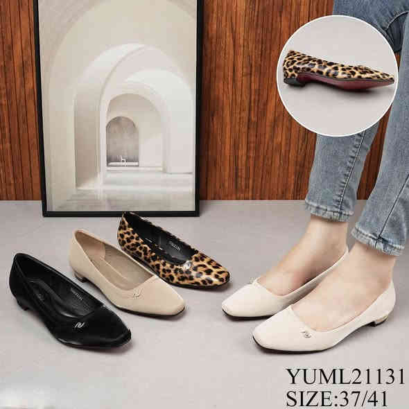 حذاء   نسائية السعر 10 الاف خفيف🦋
الاناقه تبدّا من خطوتك 💓جلد  طبي 💸
✅مديلات عصريه تناسب كل إطلاله
✅راحه ➕اناقه 🟰كمال إطلاله 
✅متوفر كل الاوان كوالتي عالي 
للحجزوالطلب راسلونا على الأرقام التأليه
***********؟***********
لديناتوصيل إلى كافة المحافظات. العراقيه
