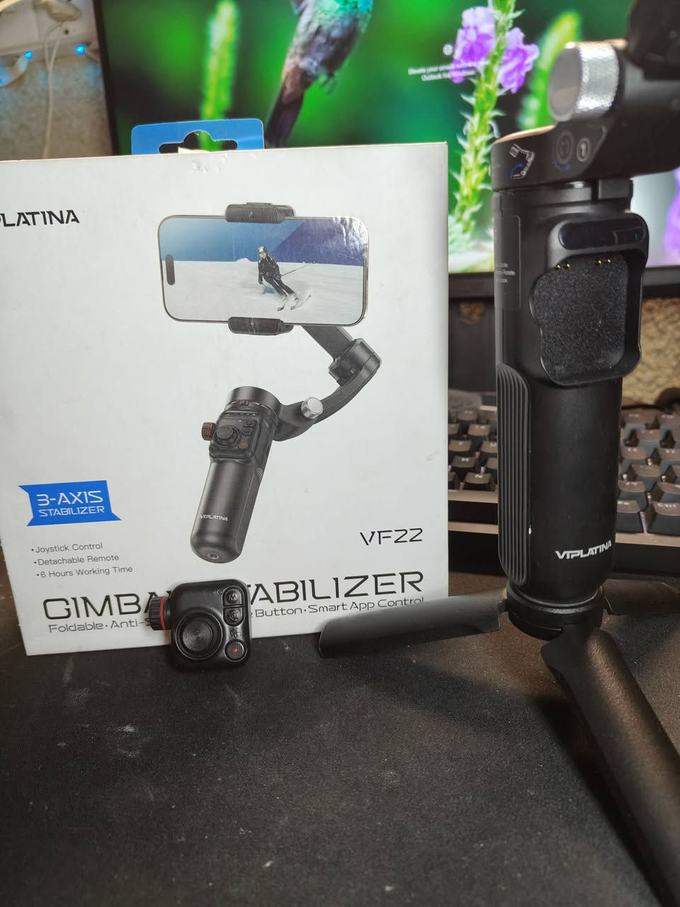 للبيع مانع اهتزاز (Gimbal) احترافي للموبايل - Viplatina VF22 📸
التفاصيل:
لعشاق التصوير وصناع المحتوى، متوفر جهاز Viplatina 3-Axis Stabilizer الموديل الحديث VF22. الجهاز يوفر ثبات عالي جداً وتصوير سينمائي بدون أي اهتزاز.
​المميزات:
✅ ثبات 3 محاور (3-Axis): لأعلى دقة في التثبيت أثناء الحركة.
✅ ريموت كنترول: يأتي مع ريموت منفصل للتحكم عن بُعد.
✅ جويستيك: للتحكم اليدوي السلس باتجاه الكاميرا.
✅ بطارية قوية: تدوم لفترة طويلة من العمل المتواصل.
✅ تصميم ذكي: قابل للطي وسهل الحمل في الحقيبة.
​السعر: 90 ألف دينار عراقي (وبيه مجال بسيط للشراي) 💰.
​📍 الموقع: بغداد - الأمين الثانية.
📞 للتواصل: المراسلة على الخاص.


**إذا كنت صاحب هذا الإعلان وتريد حذفه لأي سبب، رجاءا أرسل رسالة إلى الدعم الفني**