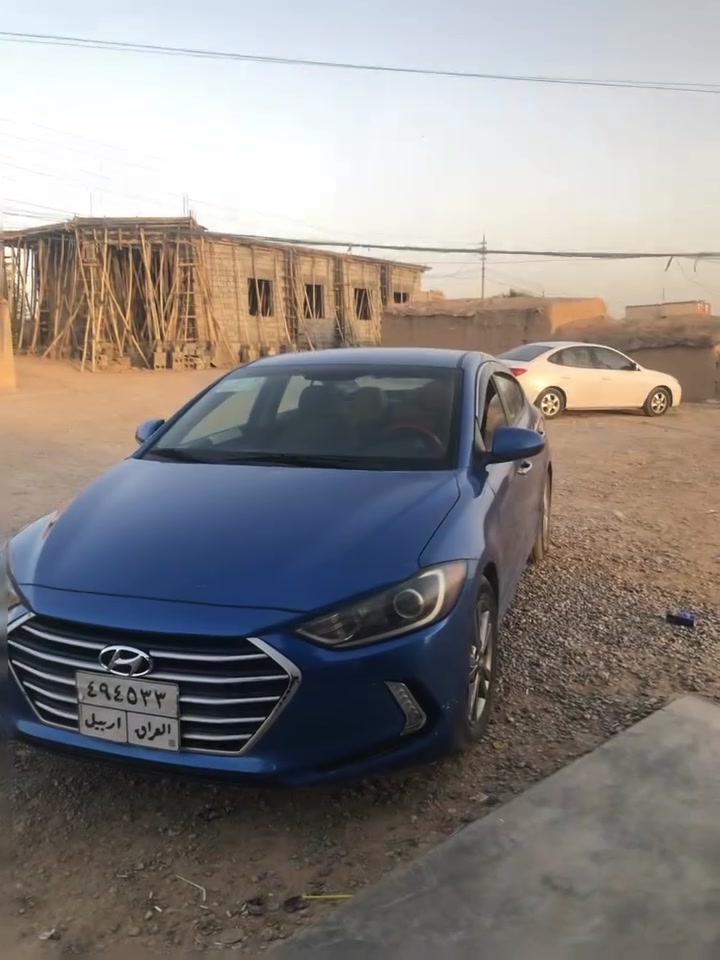 النترا ٢٠١٧
٢٠٠٠ دوش المرغوب 
رقم اربيل 
شاشه كاربلاي
داخل لونين 
ضررها بوند وباب السايق مبدل اصلي 
جاهزة متحتاج برغي 
تبريد تدفئة شغال وجاهز
طخم تواير جديد 
وطخم صدر جديد اصلي 
بالمختصر شغل وروح استاذي 
للتواصل 
*********** 
مكاني سومر -موصل
