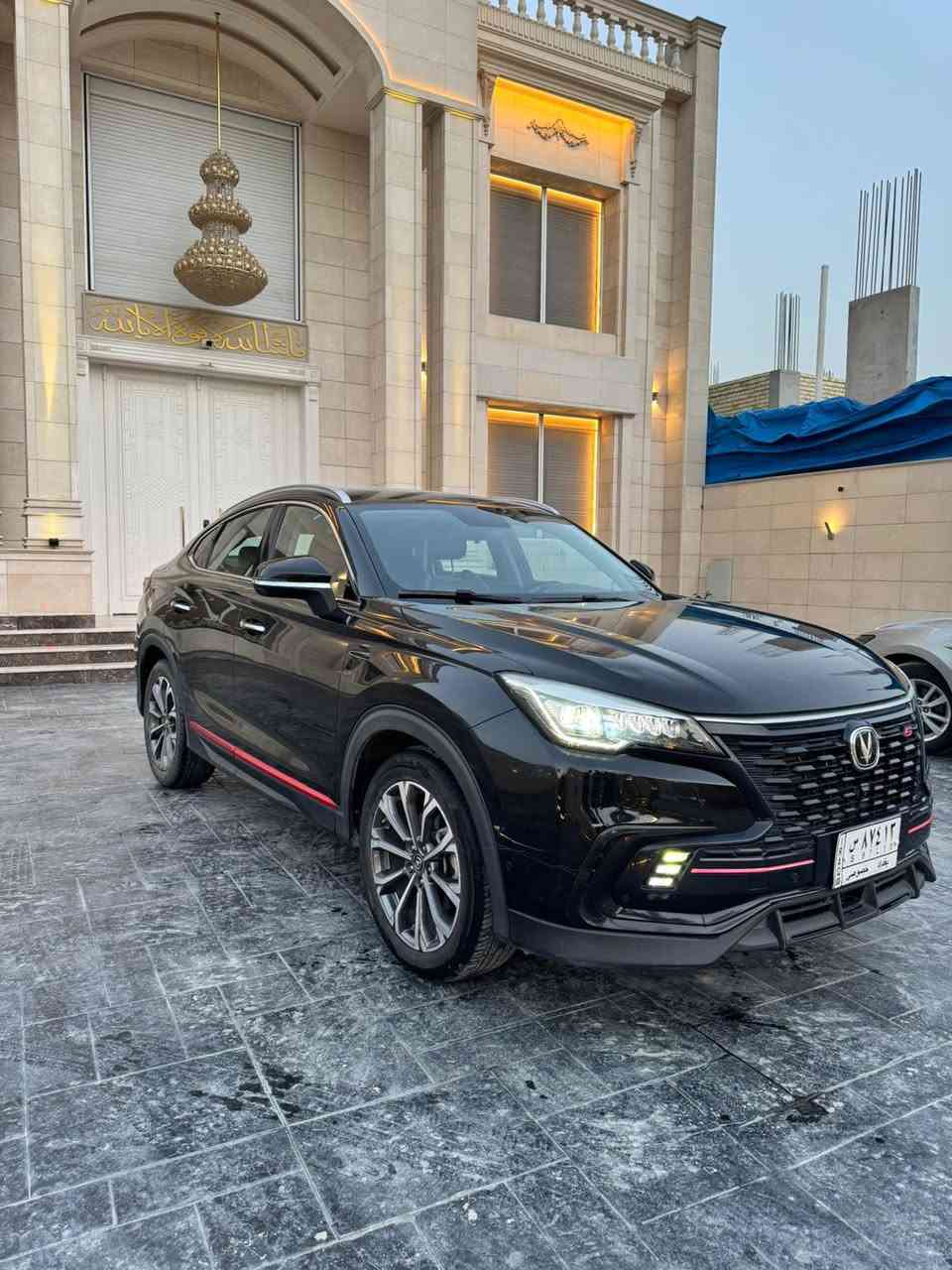 سلام عليكم 👋🏻
للبيع ا Changan CS85 فول مواصفات 

⚫️اللون: اسود 
📍 الموقع: بغداد البعيثه 
الممشى:98 ألف فقط 
🔴صبغ  الجنطه 

✨ المواصفات (فول كامل بكل معنى الكلمة):
 • تشغيل بصمة + دخول ذكي
 • فتحة سقف بانوراما
 • شاشة كبيرة + نظام صوت نقي
 • كاميرات 360 درجة + حساسات أمامي وخلفي
 • أوتو بارك (تصف وحدها) 
 • مثبت سرعة
 • مقاعد جلد كهرباء + تبريد وتدفئة
 • تحكم من الريموت (تتقدم وترجع)
 • إنارة LED كاملة
 • جنوط سبورت وكالة

💰 السعر 155 مجال بسيط 
اتصال او واتس اب 
📞 ***********

