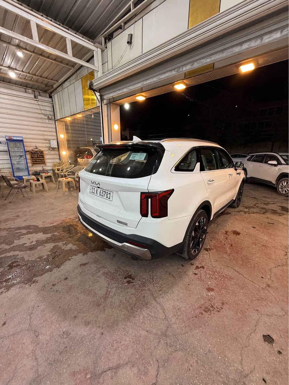 🌹🌹تحية طيبة🌹🌹
كيا سورنتو 2025 خليجي
ضمان دولية 
كفالة عامة من كلشي سونار مرفق
ماشية 13 الف كيلو 
بعد بيه تبديله دهن مجاني 
السيارة داخل الضمان 
نص فول 
بصمة / بانوراما / ويل 20 / جنطة كهرباء 
مكينة 4 سلندر 
لمعرفة السعر اكتب رقم 1 او اتصل 
***********
مكاني بغداد معارض الكريعات بغداد, العراق
