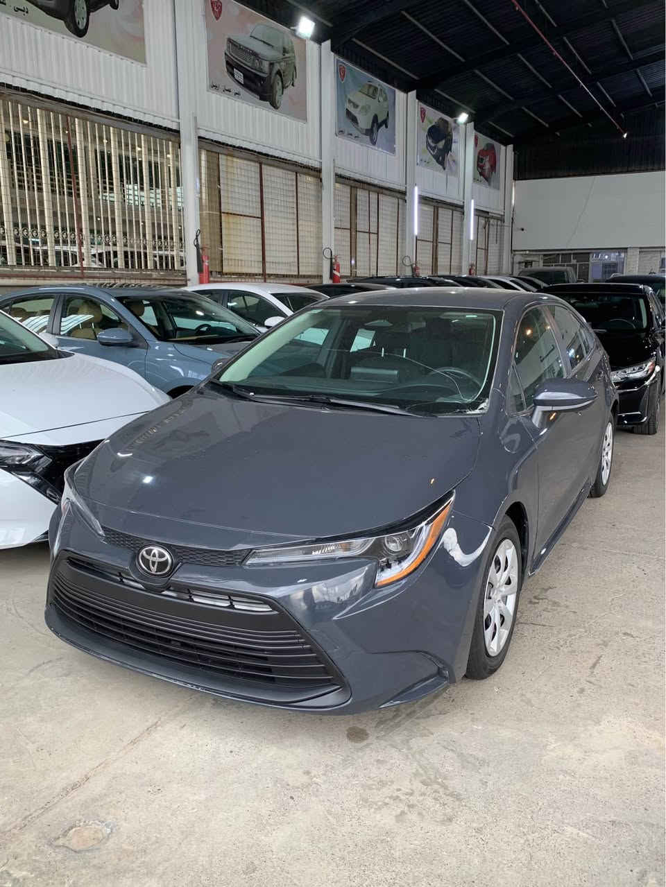 تويوتا كرولا ٢٠٢٤ LE جاملغ او بونيت صبغ من حادث امريكا جاملغ و بنيت سرقة ياعني سيارة بدون حادث بجم خلفي كبس بدون ارباك لون سمنتي 
*********** أربيل, العراق
