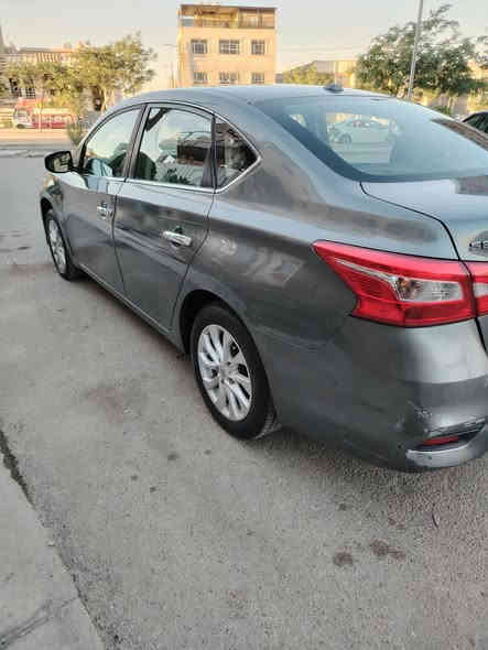 نيسان سنترا وارد أمريكي موديل 2019 ماشية 60 الف رقم بغداد دولي بأسمي السنوية ثاني يوم التحويل
بيه 3 قطع صبغ واحدة كلير سونار بالمنشور موجود
 فول مواصفات عدا الفتحة
بصمه أبواب وبصمه تشغيل * أيكو * مانع تزحلق * تحكمات * شاشه كار بلي* كاميرا خلفيه * شاشه اعطال
كير ومحرك تبريد تدفئه صدر تايرات كله مكفول رآيدهه 95 وبيه مجال قليل مكاني بغداد حي الجهاد ***********
