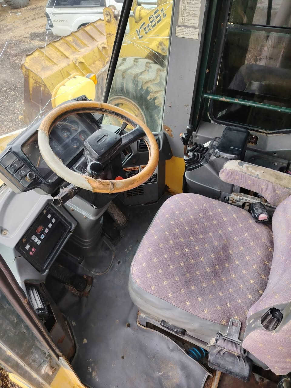 السلام عليكم شغل للبيع حجم ٨٠ موديل٢٠٠١ رقم بصره تحويل مباشر جاهز لعمل على الشركة مكان إنبار الاستفسار على رقم ***********
