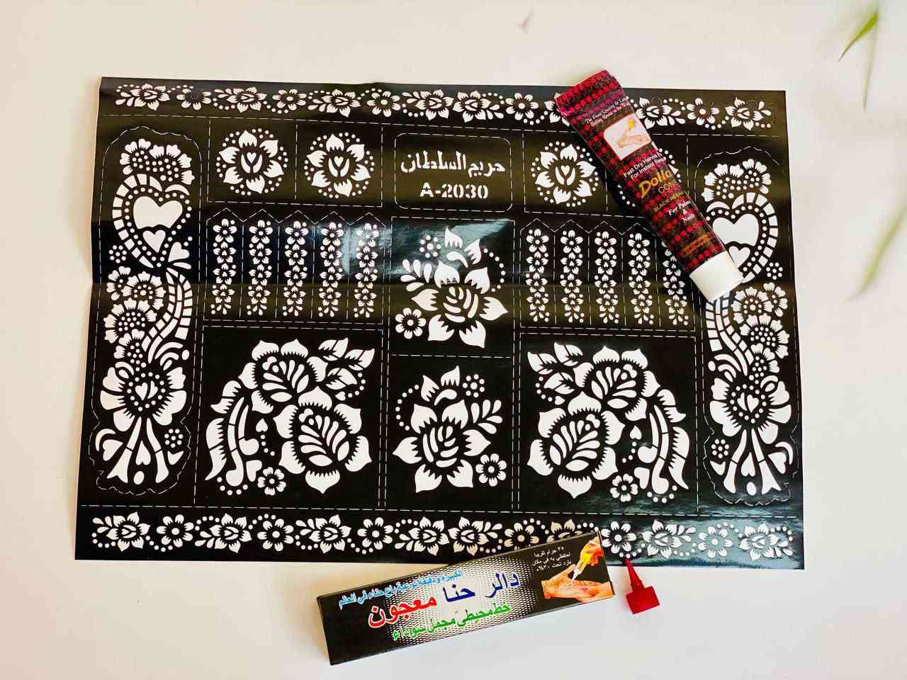 العيد مايحلى الا بالحنه على الايد 💖🤩وين الي يعشقن الحنه  اثبتن وجودجن💖

✨ معجون دالر الحناء الفاخر ✨
💚 يعطي شعور طبيعي ونتيجة تدوم ولونين الاحمر والاسود 

🎨 مع طبقة رسومات حريم السلطان الرائعة
🖌 سهل التطبيق ويدوم لأيام بدون تلطخ
💯 مناسب لكل أنواع البشرة 

🔥 خلي يديك تحكي قصتك مع تصاميم فنية فريدة!
الحجز والاستفسار خاص 📥⬅️

يوجد خدمة توصيل لجميع محافظات 🚙


**إذا كنت صاحب هذا الإعلان وتريد حذفه لأي سبب، رجاءا أرسل رسالة إلى الدعم الفني**