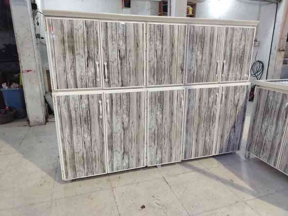 للبيع كونتر ارضى ملحق ٥باب  شغل تقيل فصال  سنك ١٣٠سم   سعر ٢٨٠ بي مجال *********** اسيا *********** مكان رشيديه
