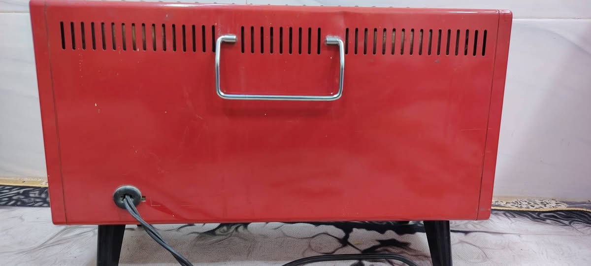 السلام عليكم ورحمة الله وبركاته جبنالكم تحفه فنيه من اندر النوادر صوبه نشنال كهرباء ياباني اصلي الشمعات الاصليه شرط الشغل شرط النظافه كامل ما بي أي نقص او عيب للبيع السعر خاص مكان النجف *********** وات ساب
