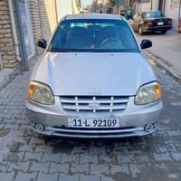 اكسنت موديل 2003 بسمي سياره بدون خياسات على وضع الشركة محرك كير ظفيره ...