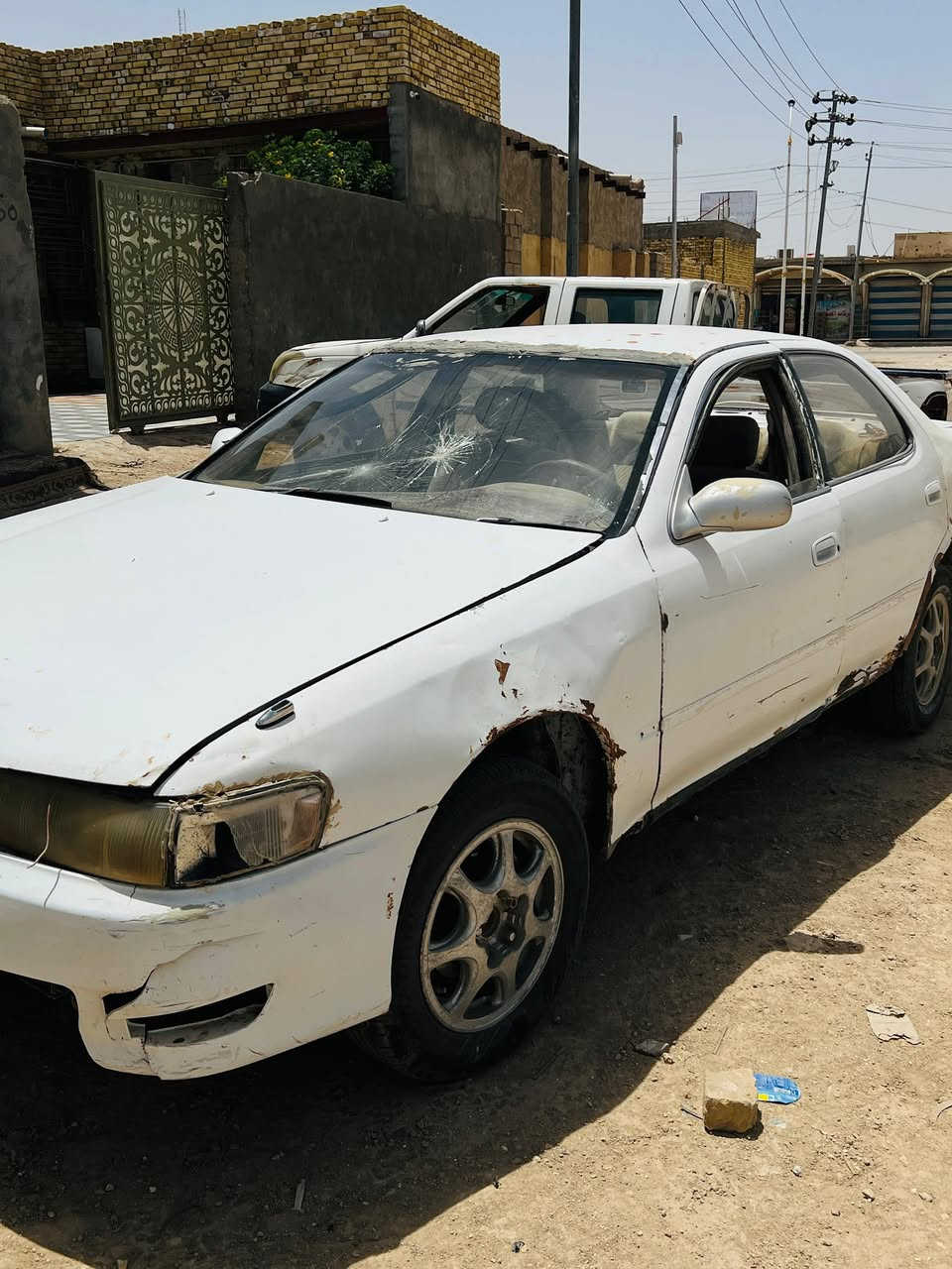 سياره للبيع كرسته أدوات محرك مفتر بيه برأص كير جديد تواير جدد حداديه جديده سعر مليون وبيه مجال 
***********

