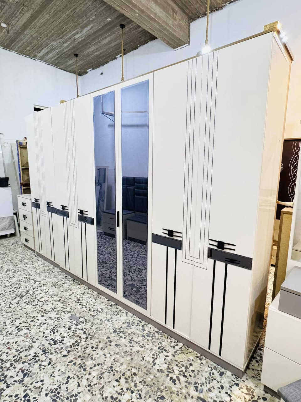 غرفه    نضيفه كلش ضخمه 11 قطعه تخبل  نازكه  تخته تسكام عراقي سعرهه 800 الف


**إذا كنت صاحب هذا الإعلان وتريد حذفه لأي سبب، رجاءا أرسل رسالة إلى الدعم الفني**