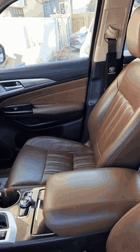 شانجان Cs95 2019
المواصفات
محرك 2000تيربو
ماشية 140000
3 قطع تبريد
سقف بانوراما
حساسات خلفية أمامية
كاميرا دوراة
تدفئة تبريد مقاعد
كشنات جلد لون قرميدي
اوتو هولد
اربع أنظمة قيادة ايكو سبورت نورمال جبلي
السيارة بدون حادث فقط طخة بسيطة البونيد ومامصلحا
للاستفسار الاتصال على الرقم ***********
