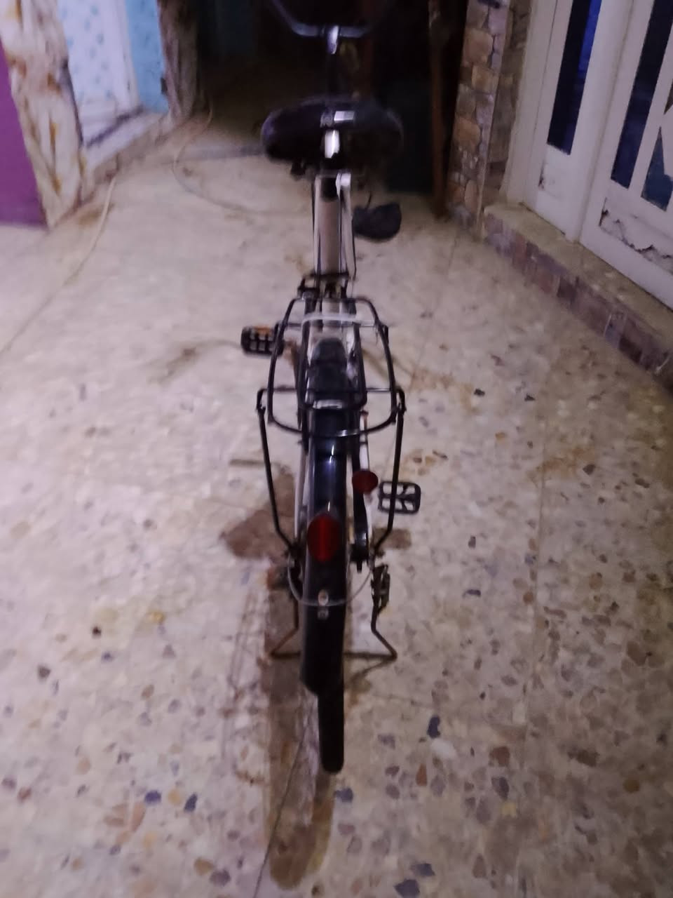 بايسكل البيع موديل١٨ البسكل نضيف المكان حله السعر 70او بي مجال الشراي يجي خاص


**إذا كنت صاحب هذا الإعلان وتريد حذفه لأي سبب، رجاءا أرسل رسالة إلى الدعم الفني**