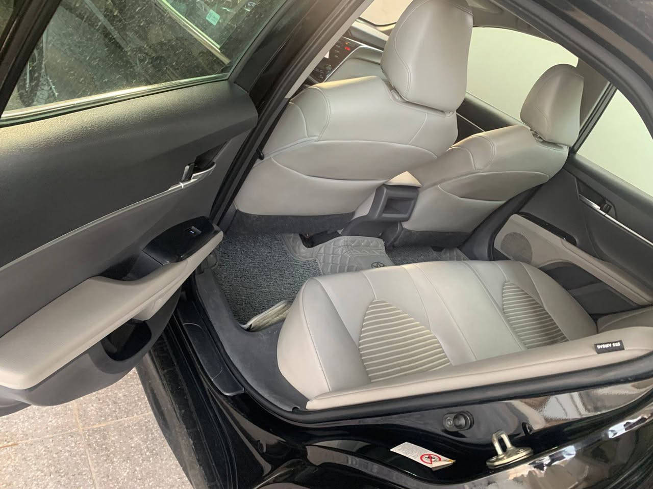 مواصفاته كشن كهرباء
رادار
شفتات ستيرن
كشن جلد
دبل صالنصه
لايت زنون
بك لايت Led
السياره نظيفه جدا
ماشيه ٨٦
رقم اربيل الجديد تريد تحويل تريد وكاله
رقمي
***********
السعر ١٧٠ وبيه مجال بسيط
مكان السياره الرمادي كورنيش التاميم
