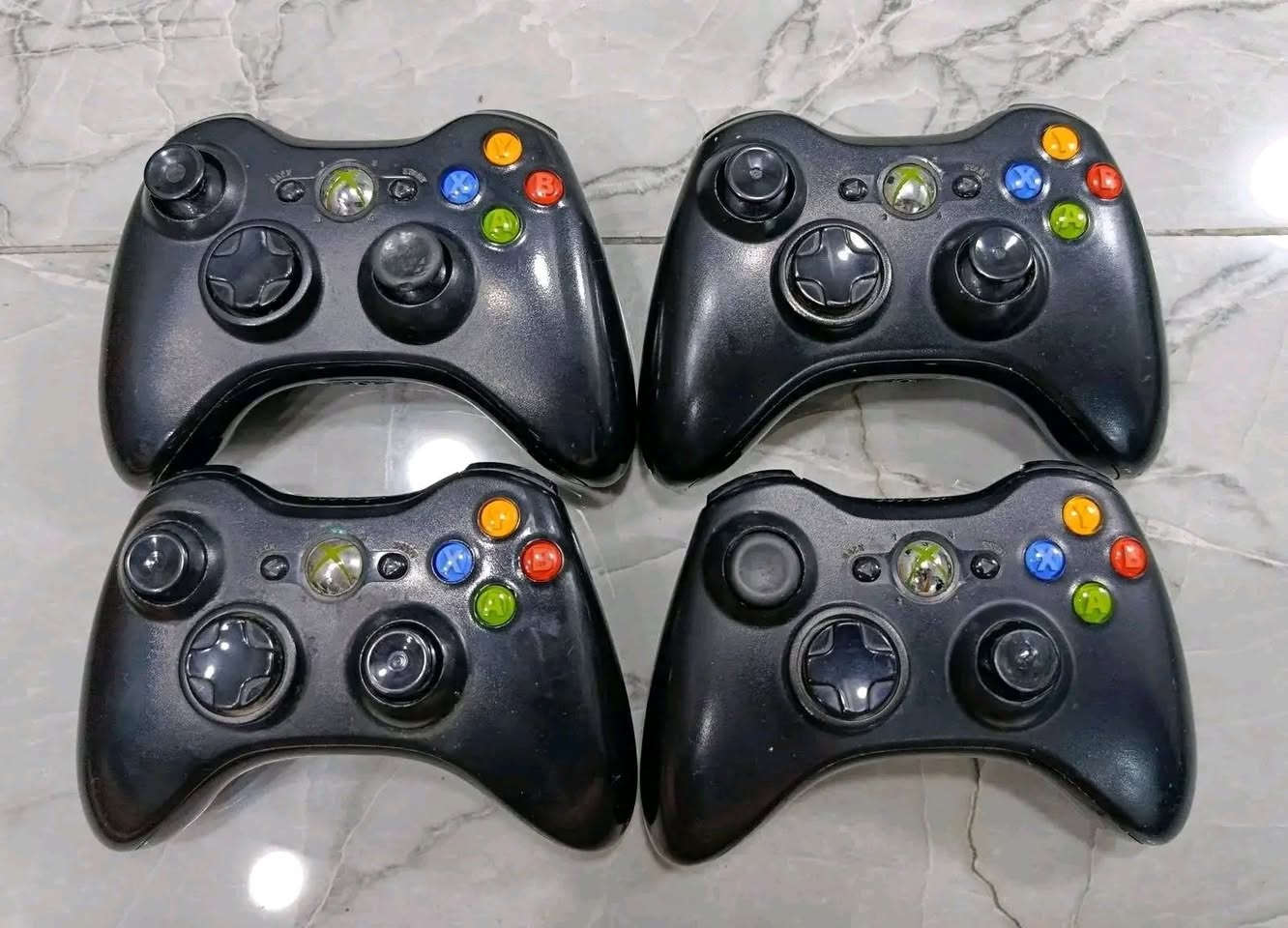 للبيع 
Xbox 360 slim
ذاكرة 500GB
مع (اربع يدات) بلوتوث اصليات 
مع جميع الملحقات
جهاز نضيف 95% ما مفتوح
السعر 125 وبي مجال 
المكان:موصل / ايسر


**إذا كنت صاحب هذا الإعلان وتريد حذفه لأي سبب، رجاءا أرسل رسالة إلى الدعم الفني**