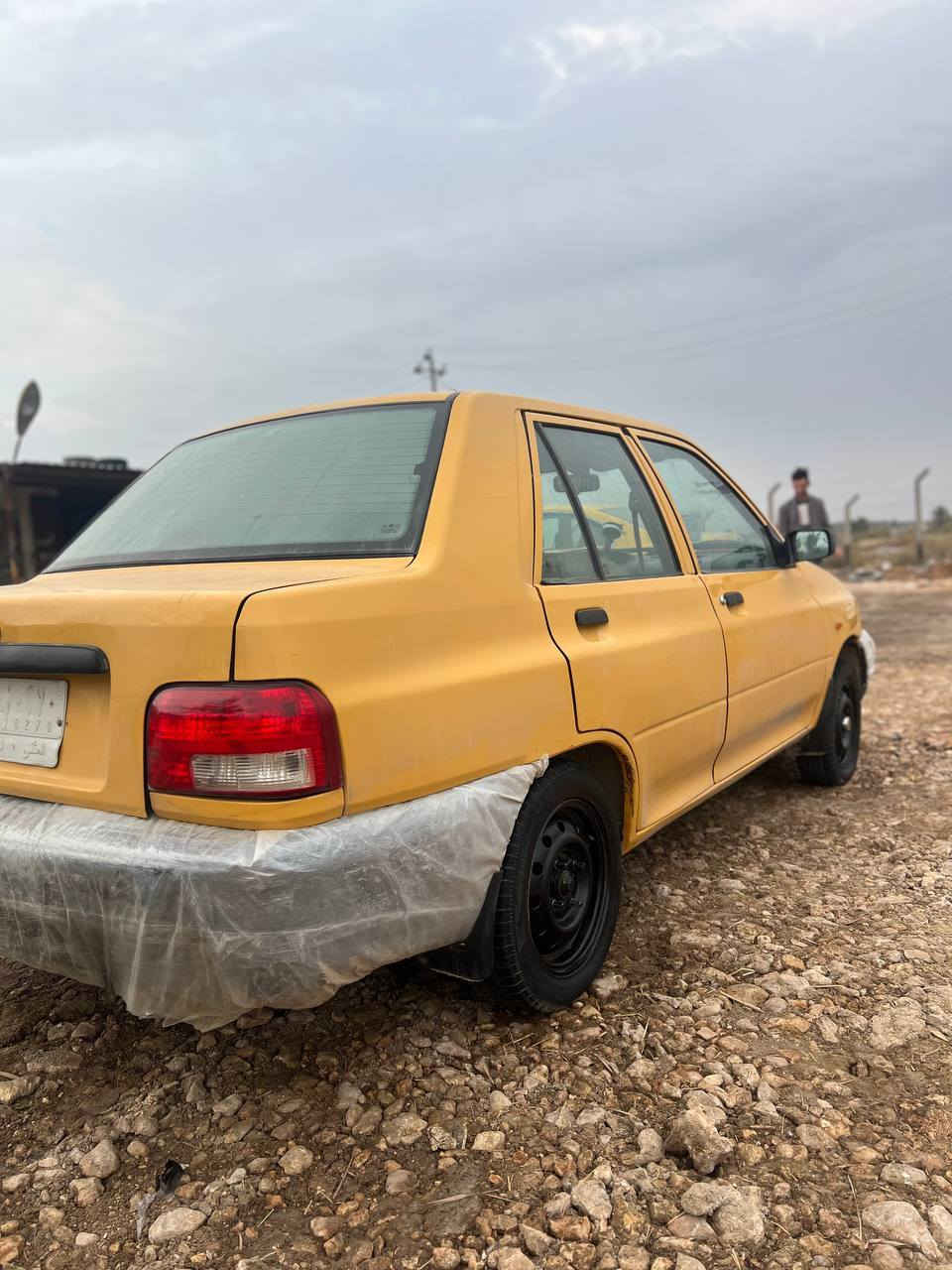 سلام عليكم سايبه موديل 2015 سياره بيه طخه بسيطه كد شبر جاملغ خلفي يم البك لايت حداديه تخم تاير مكينه كير شواصي تبريد ثلاجه هيئه وغرامات مصفره مكان ديوانيه سعر 40 وبيه مجال ***********
