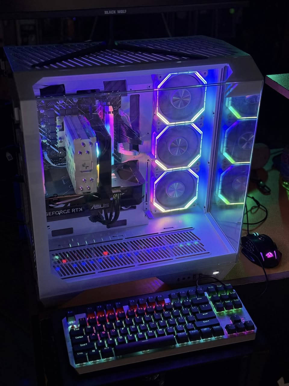 تجميعة للبيع مليون و 520 الف
Intel® Core I5 14400F

RAM 16GB 8*8 3200MHZ RGB (MASS)

Intel® H610 (LGA 1700) mic-ATX motherboard ASUS

GRAPHIC CARD : RTX 5060 ASUS 8GB

M.2 500GB KingStone

P.S 850W Segotep

Case DarkFlash DY470 Mid Tower Case - White


**إذا كنت صاحب هذا الإعلان وتريد حذفه لأي سبب، رجاءا أرسل رسالة إلى الدعم الفني**