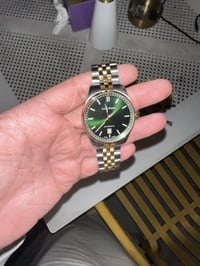 ساعة Louis Erard • شبه جديدة • اليرموك ٤ شوارع