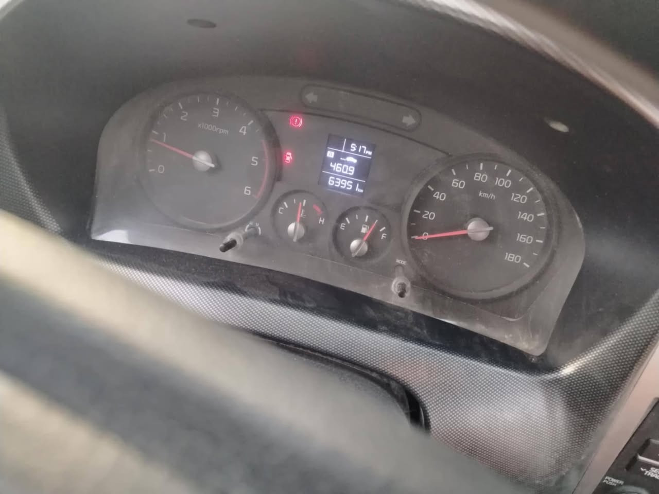 للبيع موديل ٢٠٢٠ رقم بغداد مكفوله من الصبغ والضربه ومحرك وكير كفاله عامه ماشيه ٦٣ الف وقابل للزيادة السعر ١٤٠ $ وبيه مجال مكان السيارة الانبار الكرمه مكلف بالنشر للتواصل رقم الهاتف صاحب السيارة ***********
*********** ابو خالد
