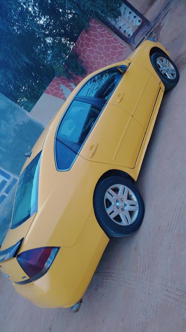 سلام عليكم إمبالا مديل 2012 حادثة جاملغ الاامامي فقط بدون عابر جاهزه كير مكينه 3600 وحداديه تخم تاير  رقم اديالئ   مكاني سماوه  السعر 75 وبيه مجال  ‏‪***********‬‏
