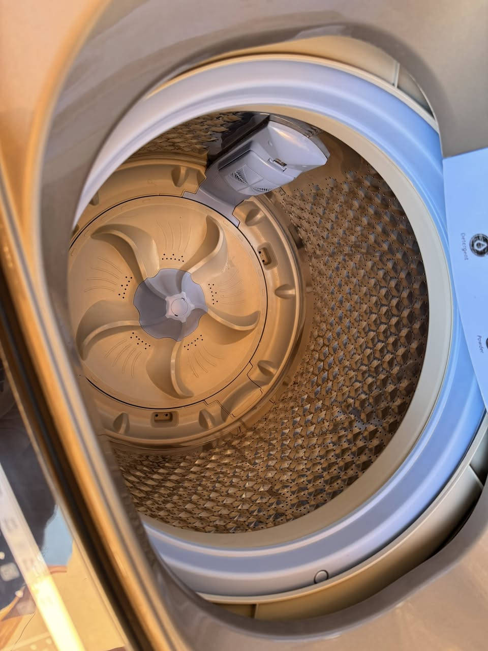 غسالة فول اتوماتيك  مواصفات عاليه نوع الحافض حجم 17 كيلو شرط النظافه%‎ 90بسعر مناسب 275 وبيه مجال بسيط .


**إذا كنت صاحب هذا الإعلان وتريد حذفه لأي سبب، رجاءا أرسل رسالة إلى الدعم الفني**