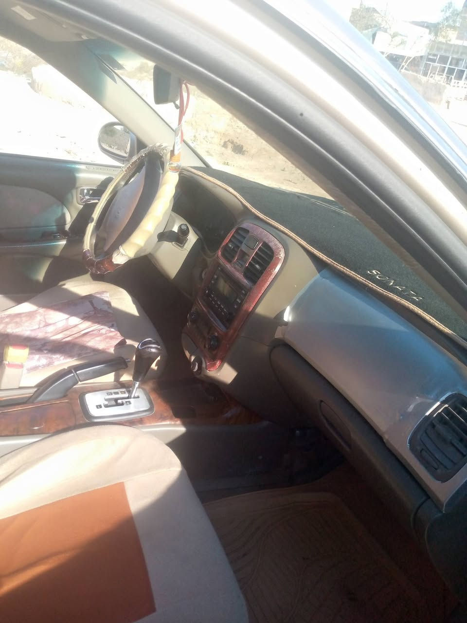 سوناتا وفود 2005
جاهزةمابيهة نقص 6 سلندر 
السنوية صالحة 2028
السعر 70 ورقة 
***********
