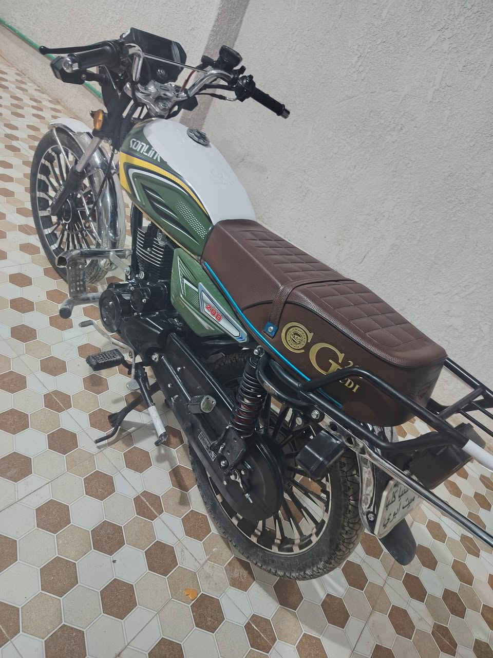 السلام عليكم سيفان سونك 2024  شكل 25 محرك اسود 200 مامفتوح بيها برغي دراجه جاهزه مابيها نقص السعر 725 وبيها مجاال مكانها ديالى شهربان  ***********
ملاحظه الويل الأمامي بي طخه يرادله تبديل  من عده الويل مكفوله عام
