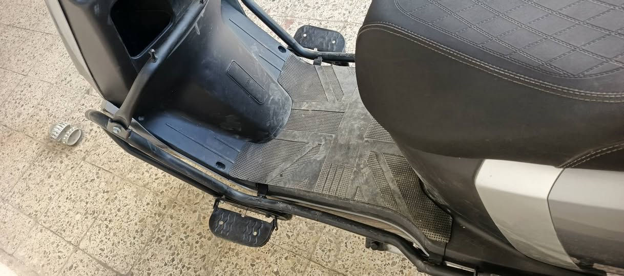 السلام عليكم
دراجة شحن موديل 2025 
ماشية 5000 
مكاني الدورة 
٧٥٠


**إذا كنت صاحب هذا الإعلان وتريد حذفه لأي سبب، رجاءا أرسل رسالة إلى الدعم الفني**