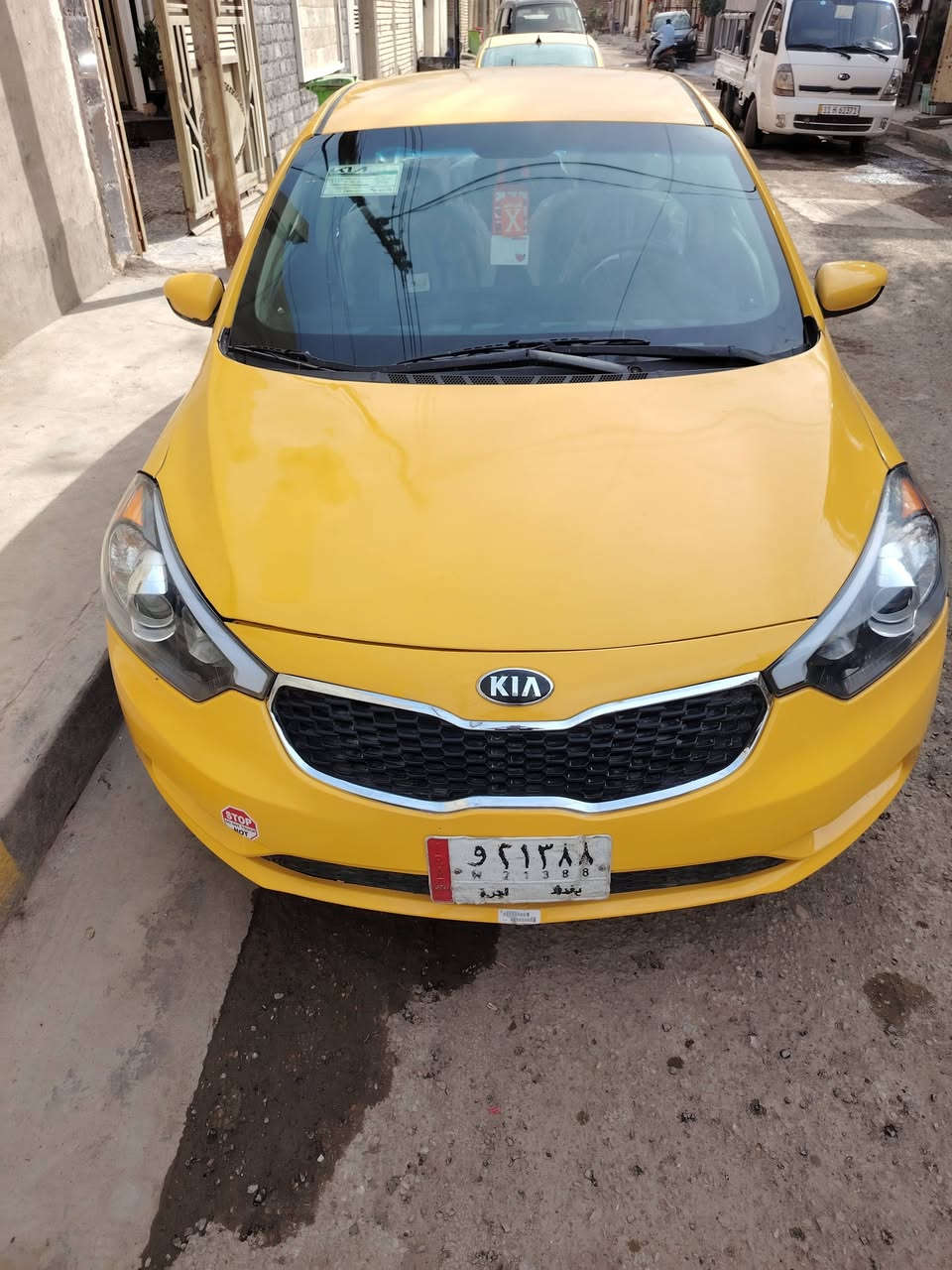 السلام عليكم فورتي وارد امريكي موديل 2014 محرك 1800 دوش كير ايتي حادثه جاملغ الايمن مبدل و الباقي ليبر واحد تخم تاير حداديه جديدة كل نقص ما بيها مكاني بغداد رقم تلفون ***********
