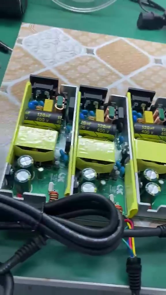 42V1.8A Smart Charger with handshake protocol, efficient & safe charging


**إذا كنت صاحب هذا الإعلان وتريد حذفه لأي سبب، رجاءا أرسل رسالة إلى الدعم الفني**
