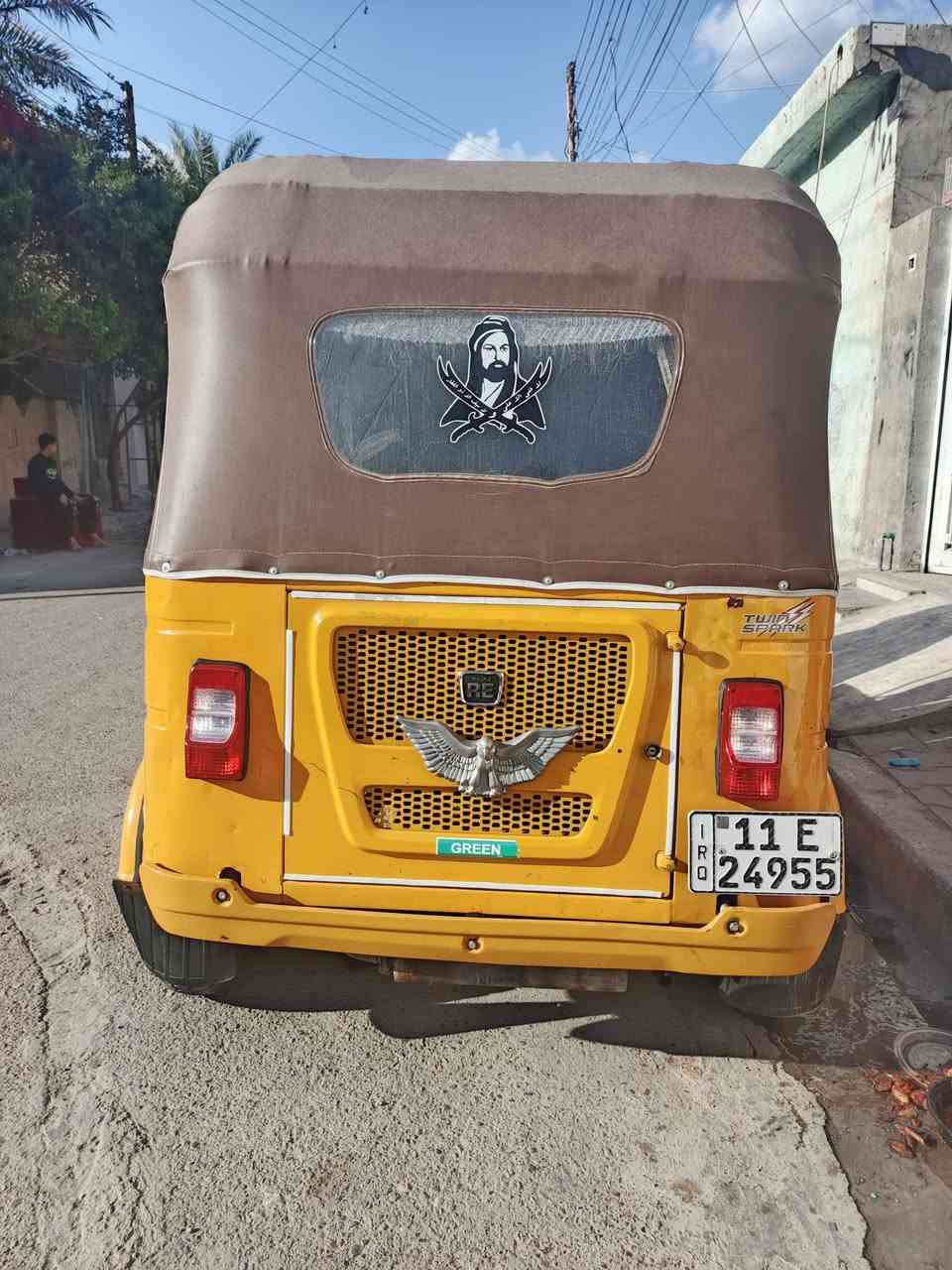 تكتك للبيع موديل 21 رقم بغداد مابيها اي نقوصات بيها فقد ضربة بلغد الايمن و مرجعة عل بارد السعر 250 8
رقم ***********
