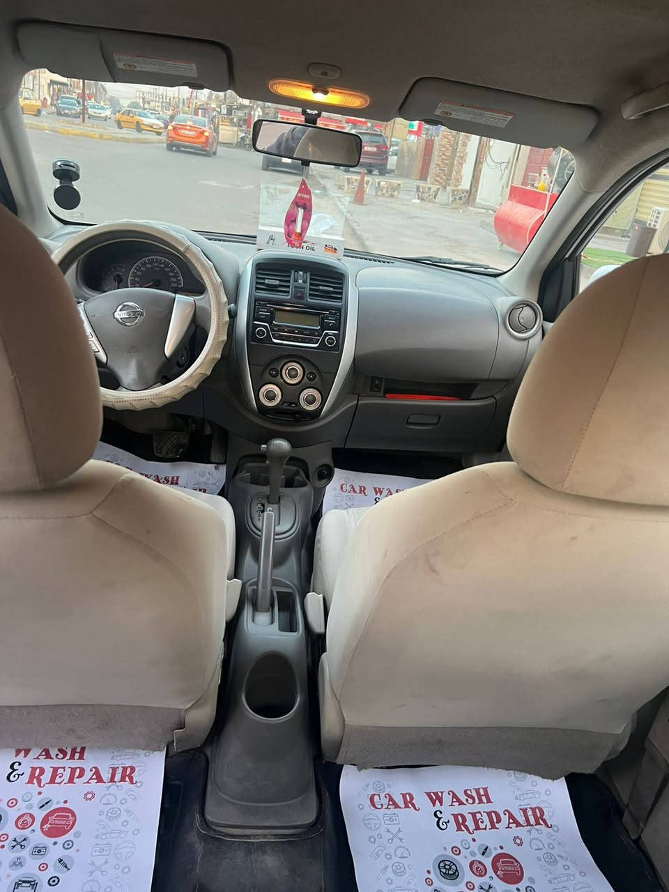 للبيع سني هندي موديل 2020
السيارة بسمي 

السونار موجود ويه الصور 

كفالة كير ومحرك ما مفتوح 

السعر 110 $ بيها مجال شي قليل حك الجية 

بيها شوية بارد بلجاملغ الامامي وبنيد الايمن اثر رصعات مو حادث 

السيارة كير ومكينة خير من الله تبريد ثلج 

السيارة ماشية 117 بسمي صارلها 3 سنوات حلوة وخير من الله صدر جديد كامل قبل شهر سويته 

عنوان السيدية 
***********
