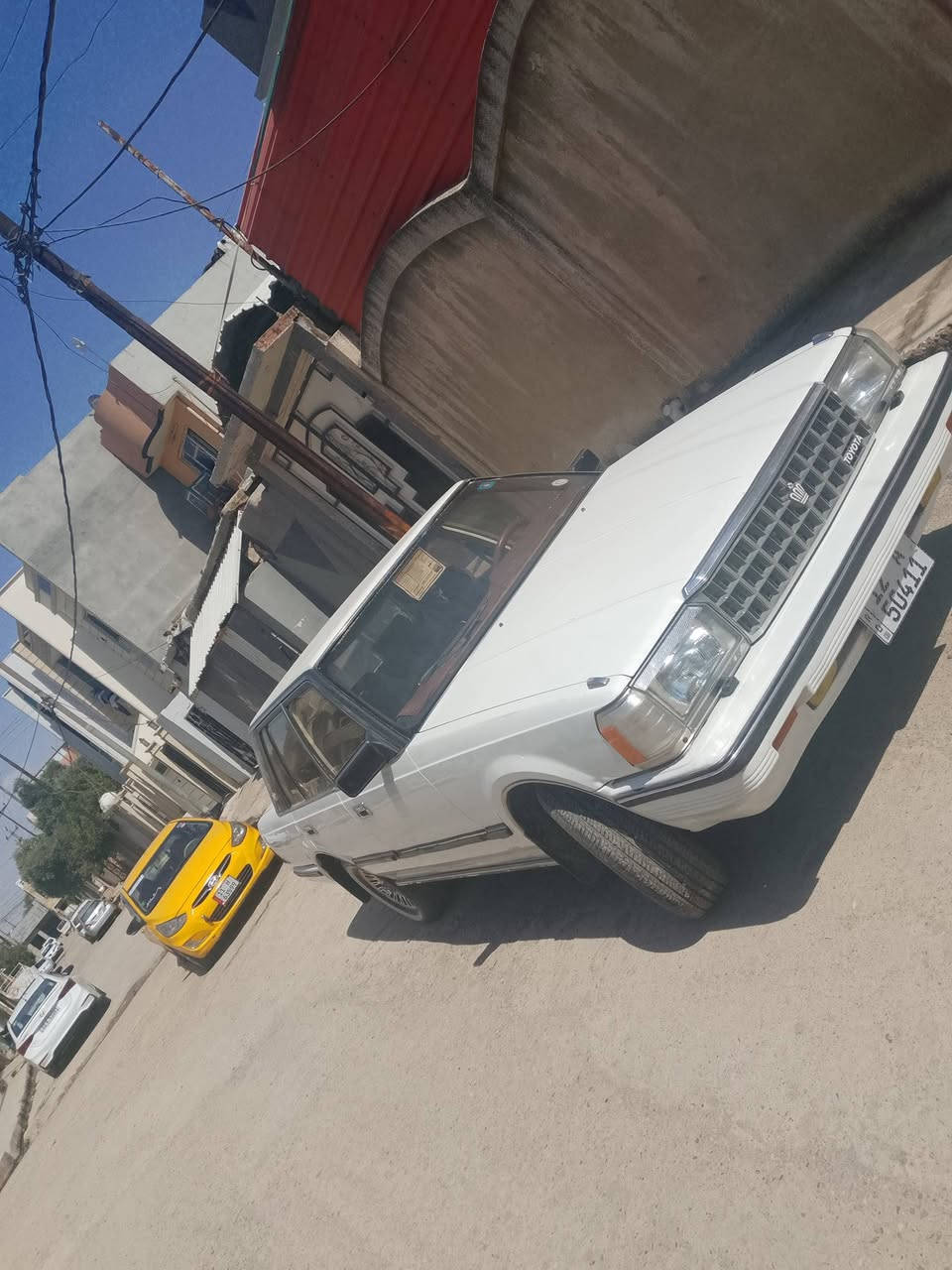السلام عليكم سوبر كرون سياره تبريد قطعتين ثلج محرك كير ابلدي السياره ما بيه شي ما يشتغل للاستفسار ***********
