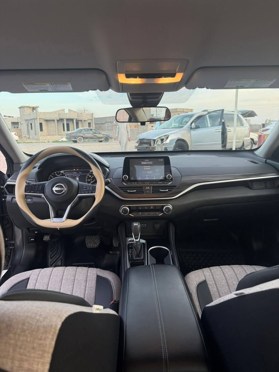 نيسان التما 2023 (الشكل الجديد)
الفئة sv 
سعة المحرك 2500
وارد امريكي 
حادث جانبي 
بجم كبس شرط 
رقم السيارة بغداد بأسمي 

المواصفات:
• بصمه تشغيل
,بصمة أبواب 
، تشغيل عن بعد 
•شاشه 
•كامره  خلفية 
•تحديد مسار 
•رادار امامي
•رادار خلفي للوقوف المفاجئ 
، رادار جانبي 
• تحكم ستيرن
•مثبت سرعه
• بلوتوث  
•حجر بيئه بلادي
   
  🛑 السعر 158 وبيها مجال  

للأستفسار اتصل ***********
