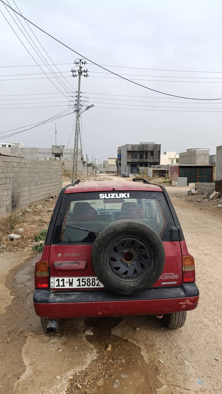 سلام عليكم ساسوكي 92للبيع محرك بي صوت وصدرهة نص عمر مكان ديالى باقي التفاصيل خاص او تصل ***********السعر 41بيهة مجال
