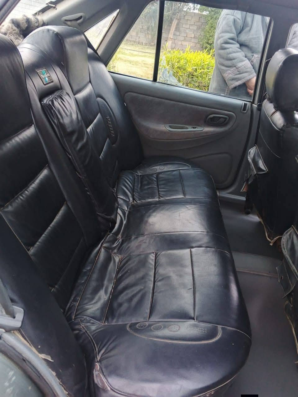 السلام عليكم ورحمة الله وبركاته.
من رخصه الأدمن المحترم.
برنس فراشه مديل ٩٦ سياره حلوه باسمي رقم انبار دولي انجليزي تحويل مباشر مصفره من الغرامات
سياره مكفوله عدا صبغ قبغ الجنطه والبنيد أثر جراد اما الباقي مكفوله من الصبغ.
المحرك مفتوح مبدل جديد 
كير بيه تأخير شويه.
باتري جديد.
مكان السياره بغداد ابي غريب للاستفسار الاتصال على الأرقام ودلل  وبيهن واتس آب 
***********
***********
