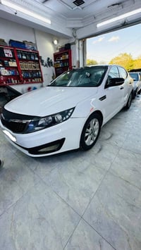 اوبتما خليجي  موديل 2011 مكفوله عدا بارد في الجاملخ الخلفي  موضح في ال...