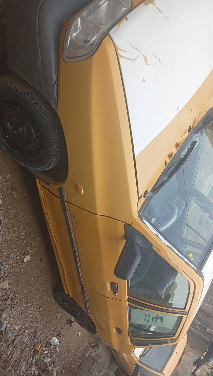 يا الله اللهم صلي على محمد والي بيت محمد سيارة سايبة موديل 11رقم بغداد الماني مكينة وكير جدد حدادية وتخم تاير نضيفات راعيها مواصلة بدون راعي اتكفل عشائر وقانون سعرها 12ورقة وبيها مجال عنواني بغداد مدينة الصدر هاتف ***********
