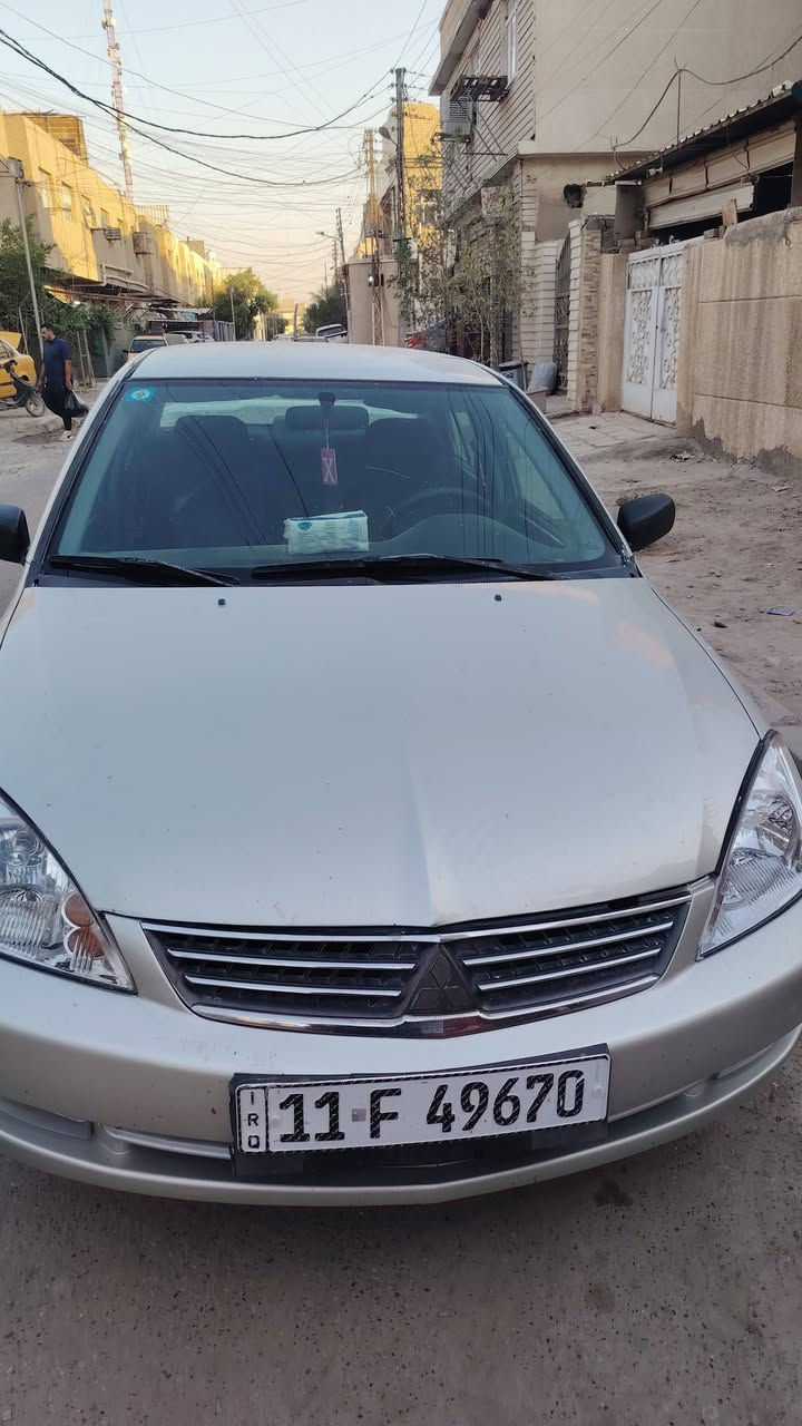 السلام عليكم للبيع لانسر ٢٠٠٧ كير مكينه مكفول تبريد منضومه جديده مصبوغه عام جماليه سياره جاهزه السعر ٦٧ وبيها مجال مكاني بغداد الغزاليه للاستفسار ***********
