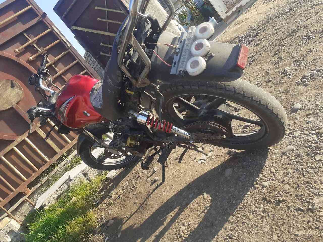 سلام عليكم دراجه سمام موديل 2017 كلك دراجه شغاله نكره سلف خمسه كير
عوزهه بس جوزه ب275وبيها مجال 
مكاني اليوسفيه القصر الاوسط  
متواجد خاص


**إذا كنت صاحب هذا الإعلان وتريد حذفه لأي سبب، رجاءا أرسل رسالة إلى الدعم الفني**