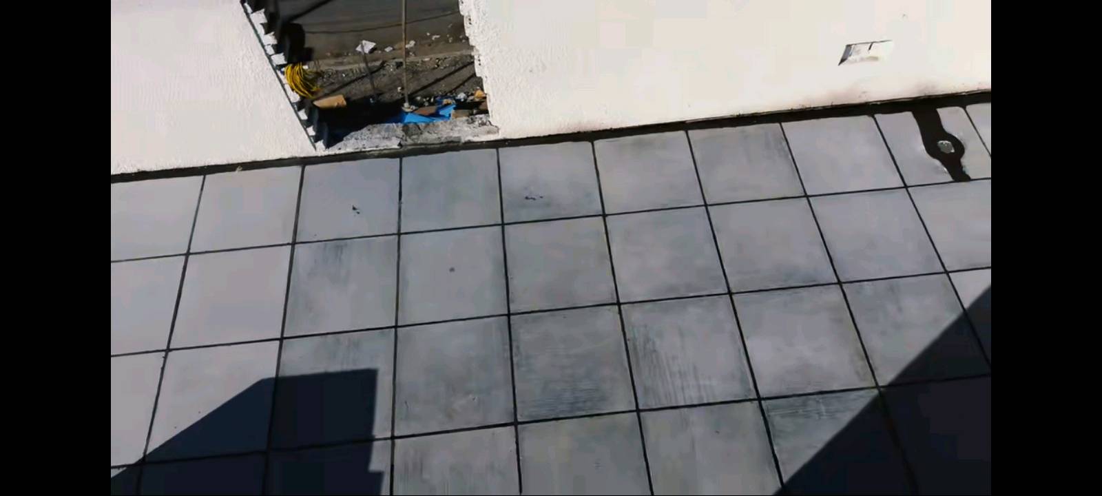 عمل السطوح للمنازل والمجمعات السكنية والحكومه
كادر مختص في تطبيگ الاشتايكر‼️
اعاده الماستك القديم ✅
 ١٥الف المتركرستةوعمل (بدون عوازل)✅
١٧ الف مع فلين ابو ٣سم✅
19 الف مع فلين ٥سم✅
