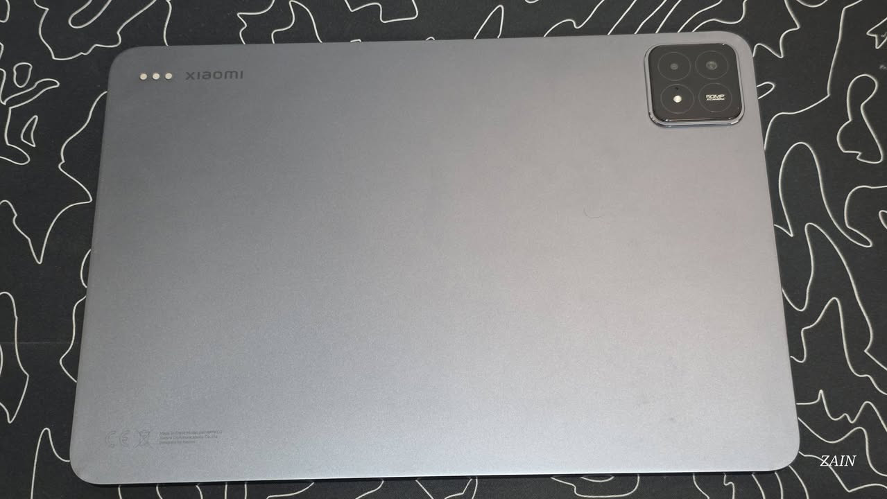 📢للبيع تابليت مستخدم📢
xiaomi pad 6s pro 12.4in 

رام: 12GB
مساحة: 512GB
معالج: snapdragon 8 gen 2
شاشة: 144hz 3k LCD
بطارية: 10,000mah
شحن: 120w بنصف ساعة من ال٠ لل١٠٠
(يجي الجهاز بعلبته مع الشاحنة)

استخدام: نظيف، ماكو بي أي خلل او ضرر + ما امانع اصورلك الجهاز حسب طلبك

يجي ويه:
القلم الأصلي: xiaomi focus pen
الكفر الأصلي: xiaomi magnetic cover

السعر مع اكسسواراته بعلبهن: 730 الف

الموقع: بغداد/الرصافة/زيونة
لا يتوفر التوصيل

للأستفسار، تفظل على الخاص بالmessenger


**إذا كنت صاحب هذا الإعلان وتريد حذفه لأي سبب، رجاءا أرسل رسالة إلى الدعم الفني**