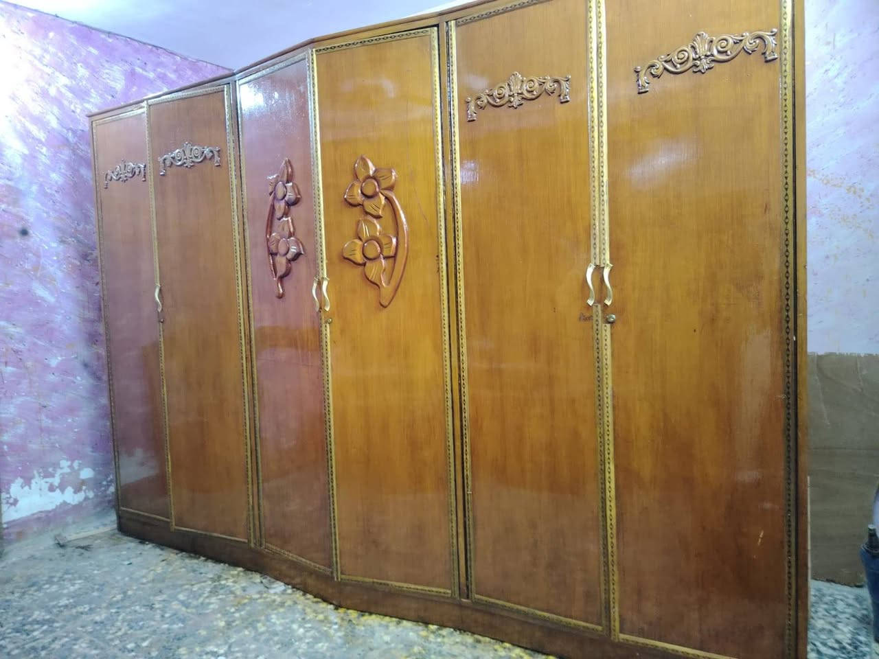 كنتور للبيع 6 ابواب صاج تسكام السعر190 ألف المكان الحسينيه الراشديه بغداد يوجد توصيل  بل اجره التواصل على الرقم ‏‪+964 770 972 8780‬‏


**إذا كنت صاحب هذا الإعلان وتريد حذفه لأي سبب، رجاءا أرسل رسالة إلى الدعم الفني**