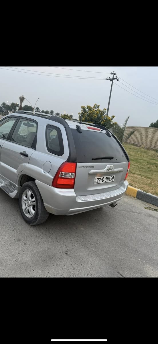 السلام عليكم
سبورتج للبيع خليجي موديل 2008
سياره جهازه مكينه حداده تبريد تخم تاير كهربائية 
السياره مكفوله بس فقط شخط بل باب مصبوغ فقط الشخط
رقم دولي سنويه جديد هزه جديد رقم اربيل 
مكان السياره بابل الهاشميه 
السعر 110 وبيه مجال 
***********
