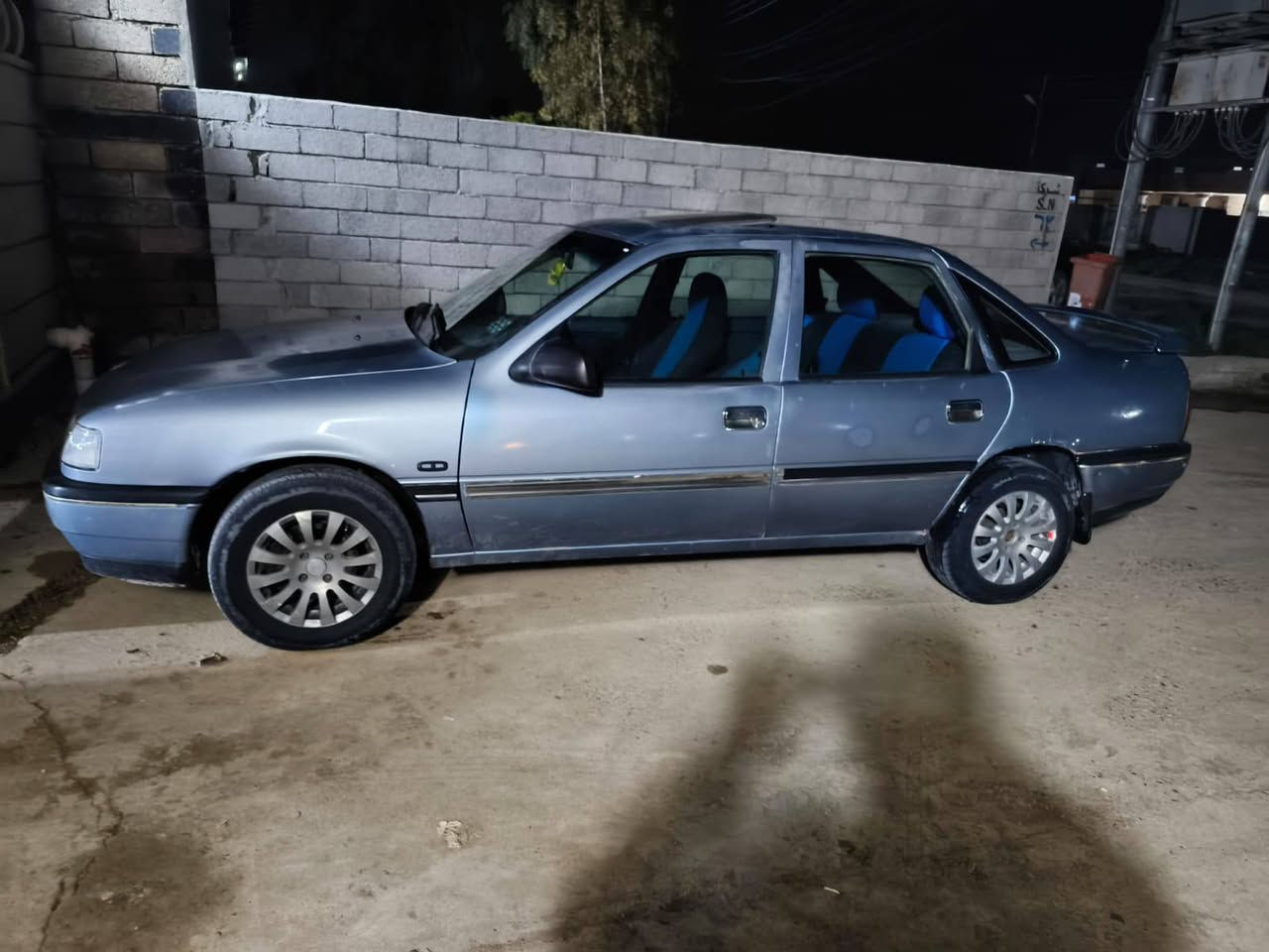 السلام عليكم
للبيع او المراوس 
فكترا 20
موديل 90
سلايت بيها + اربع تكوات
داخلها جديد 
كابون بيها رقم نينوى باسمي اني الشرعي
سنويه وهزه جديده 
سياره كير ومحرك شرط لا صرف لا نفخ
كهربائيات كلو شغال 
طخم تاير جديد 
سياره شرط طبه 
السياره جاهزه 
السعر 40 وبيها مجال 
السياره بدون ضرر شرط دكة جاكوج ما بيها مصبوغ مكانات اني ابيع عام جماليه بدون معجون 
مكاني سهل نينوى شلالات يم دجلة ستي


**إذا كنت صاحب هذا الإعلان وتريد حذفه لأي سبب، رجاءا أرسل رسالة إلى الدعم الفني**