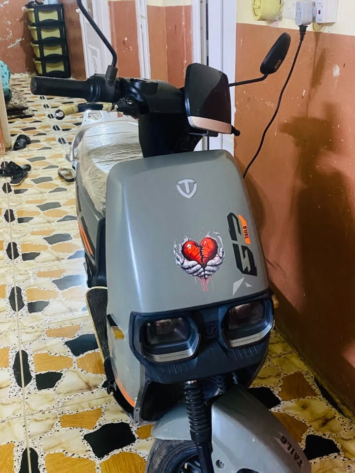 مأطور الريان شرط تحت الفحص مابي اي نقوصات بس هاي الضربه بل صفحه مثل ماموضحه بل صورة شراي هاذ رقمي ارد واتساب فقط /***********
الصندوق موجود
