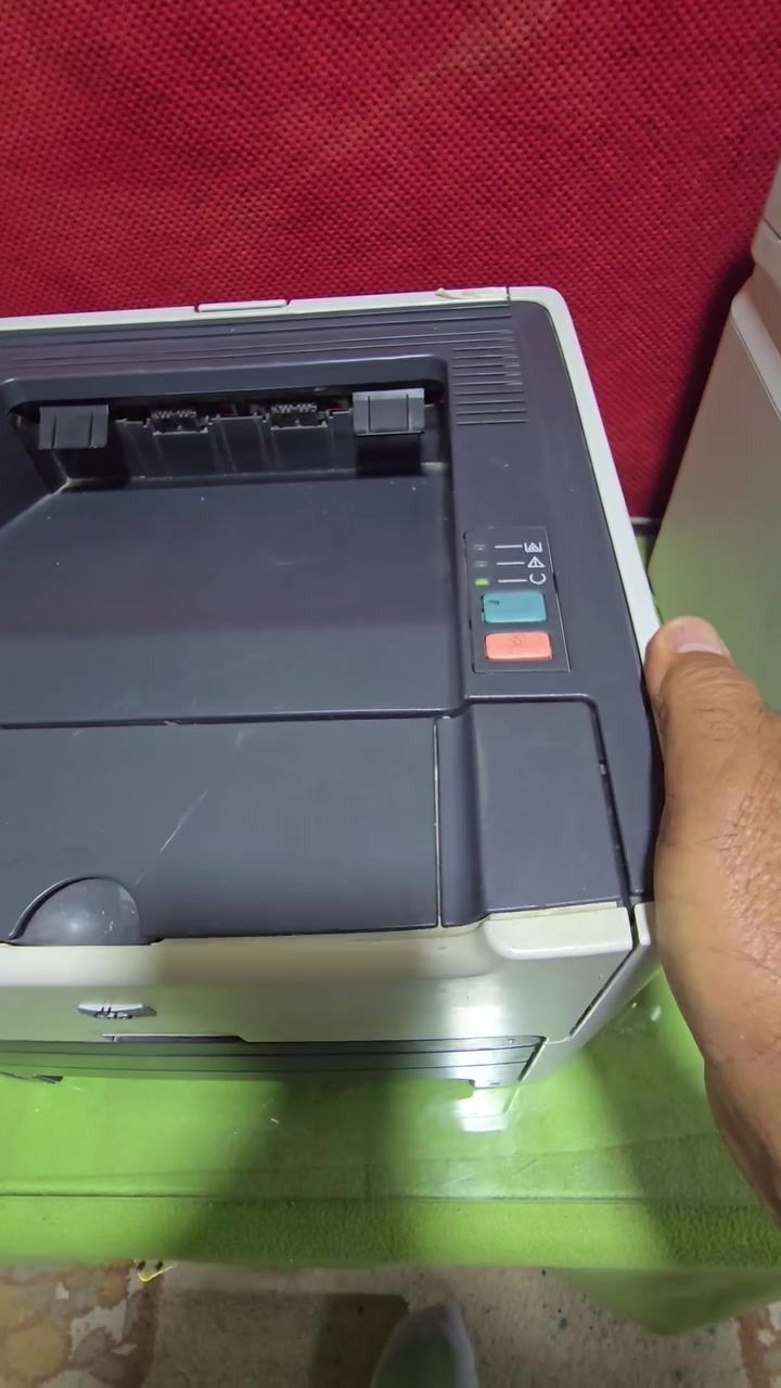 طابعه hp ليزري 1320
اسود وابيض
تربط مع الموبايل بوصل otg
تربط مع الحاسبه
نظافه 97بالميه 
سرعه 30صفحه بالدقيقه
السعر 100الف
توصيل لكل المحافظات


**إذا كنت صاحب هذا الإعلان وتريد حذفه لأي سبب، رجاءا أرسل رسالة إلى الدعم الفني**